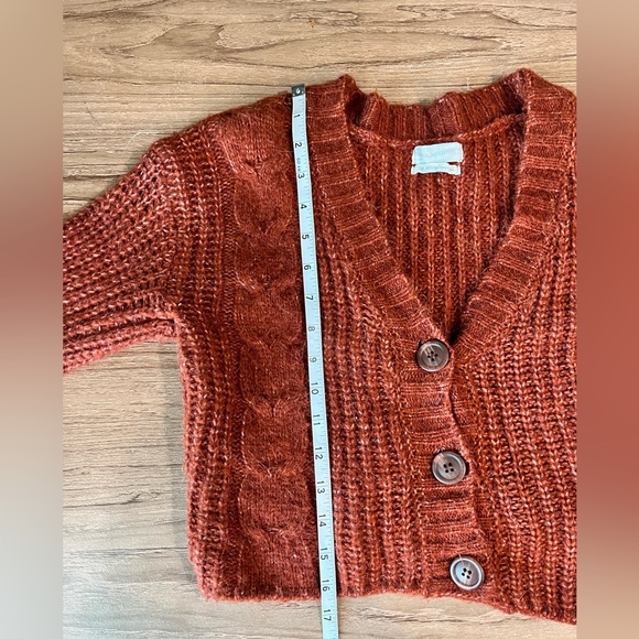 Urban Outfitters Lolli Cable Knit Cropped Soft Cardigan Size S - Picture 8 of 10